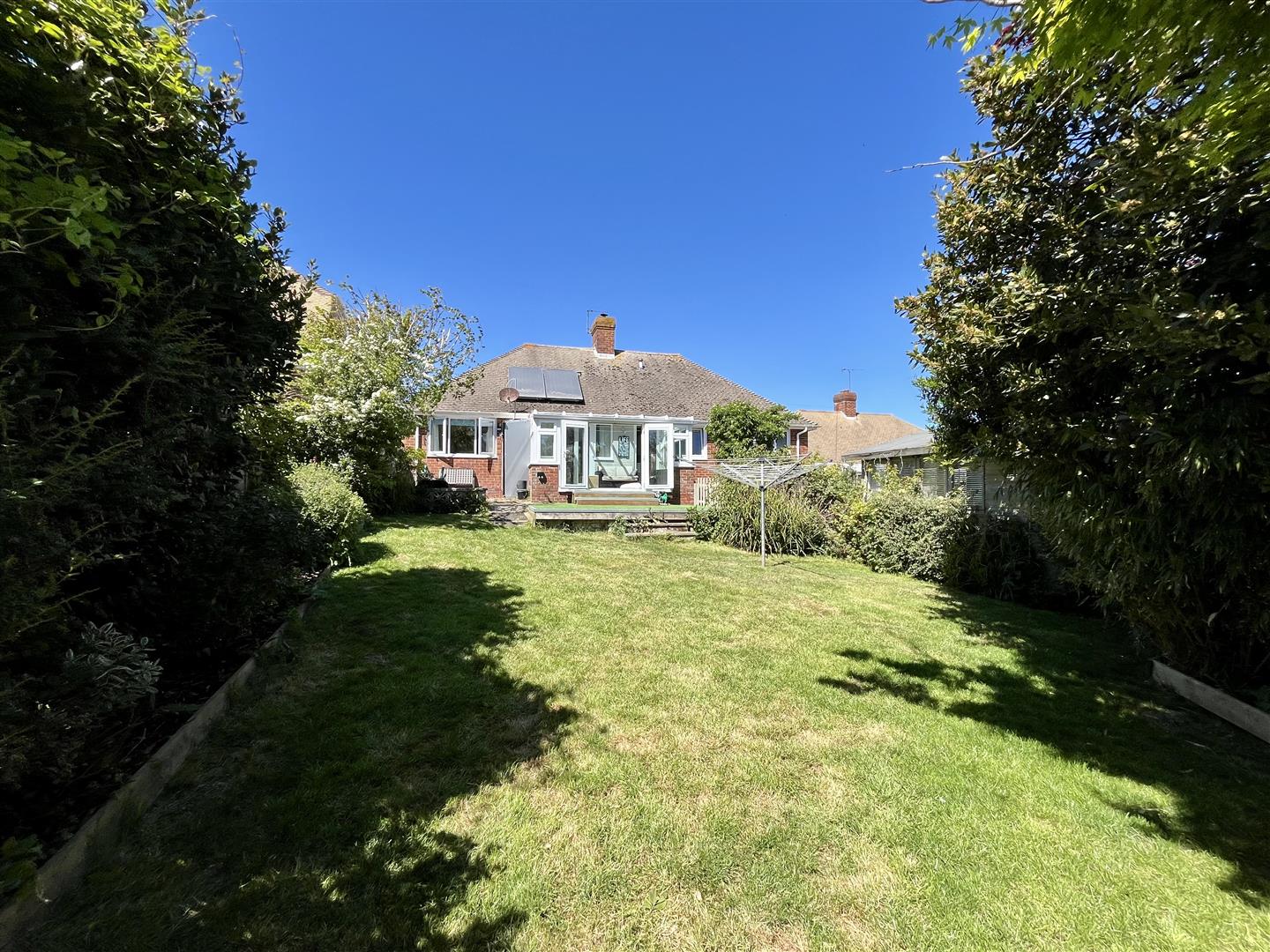 Meadow Way, Fairlight